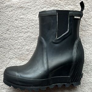Sorel Black Winter Rain Boots